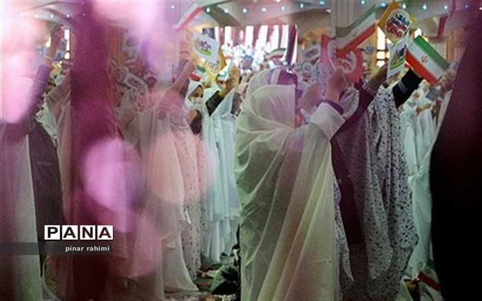 مدرسه مکانی مقدس است