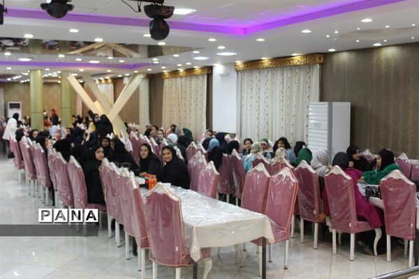 ضیافت افطاری در مدارس دخترانه شهرستان کاشمر