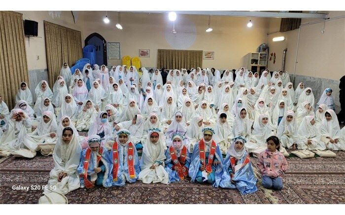 برگزاری جشن روزه اولی‌ها با حضور دانش‌آموزان عضو سازمان دانش‌آموزی در گلپایگان /فیلم
