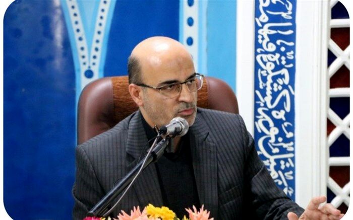 نمایشگاه‌های کتاب و محصولات فرهنگی به‌صورت فصلی برگزار شود