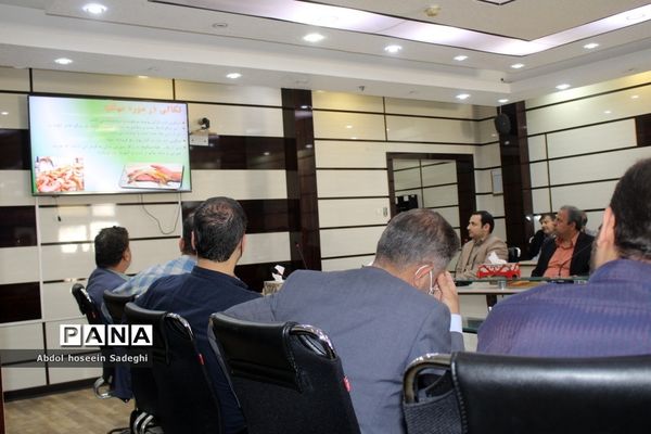 کارگاه آموزشی اصول ایمنی و بهداشت مواد غذایی در اداره کل آموزش و پرورش استان بوشهر