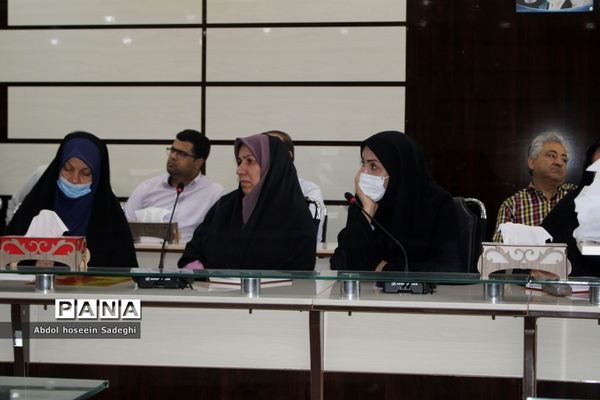 کارگاه آموزشی اصول ایمنی و بهداشت مواد غذایی در اداره کل آموزش و پرورش استان بوشهر