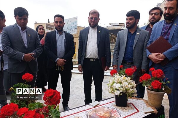 نشست تجربه نگاری دانش‌آموز خبرنگاران پانا استان فارس با حضور رؤسای سازمان‌های دانش‌آموزی قم و خراسان رضوی