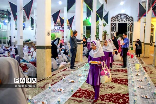 جشن تکلیف دانش‌آموزان دختر پایه سوم ابرکوه