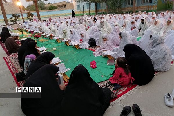 برگزاری محفل بزرگ دانش‌آموزی انس با قرآن  در خاتم