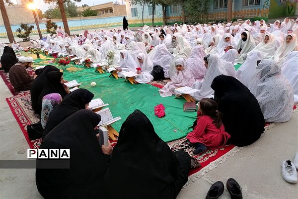 برگزاری محفل بزرگ دانش‌آموزی انس با قرآن  در خاتم