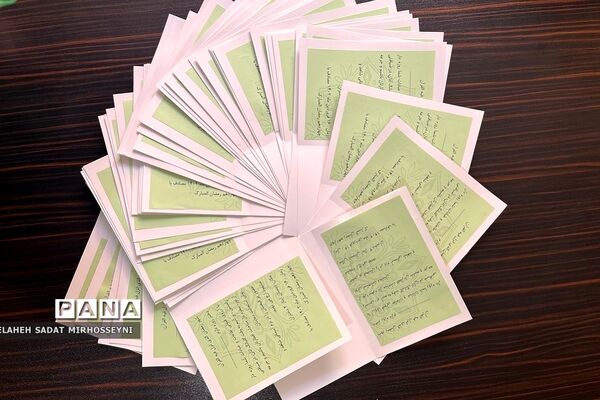 برگزاری مراسم افطاری دانش‌آموزی در دبستان دخترانه ایثار۳  فشافویه