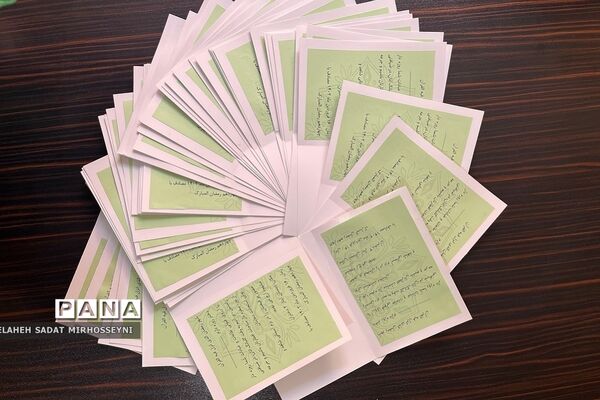برگزاری مراسم افطاری دانش‌آموزی در دبستان دخترانه ایثار۳  فشافویه