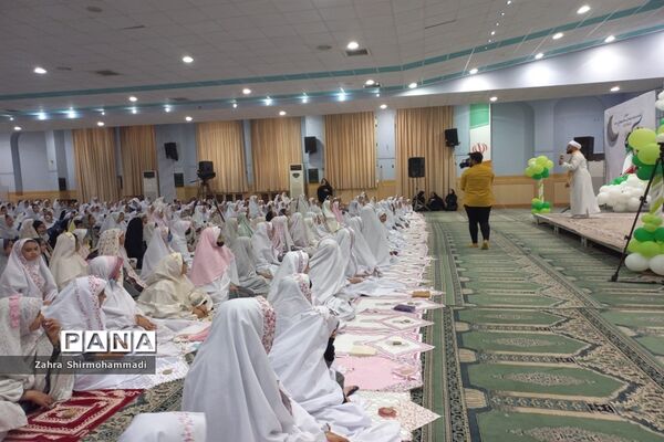 جشن بزرگ «روزه اولی‌ها» در مصلای شهرستان رباط‌کریم