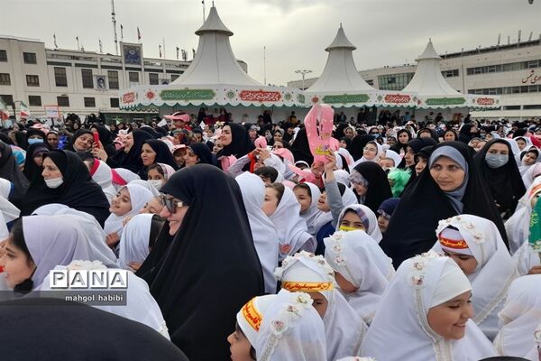 اجتماع بزرگ دختران روزه اولی مشهد
