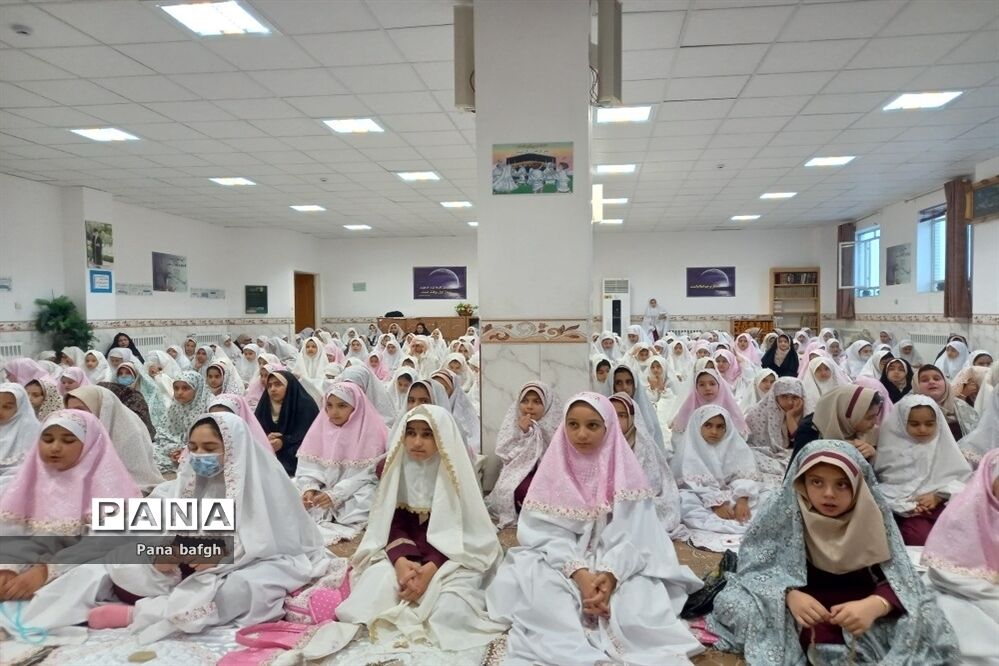 افطاری دوستانه در مهمانی خدا