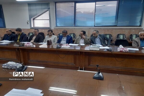 جلسه شورای اداری آموزش و پرورش با فرماندار قائمشهر
