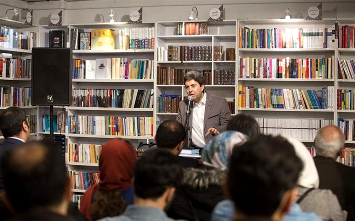 نامزدهای هفدهمین «جایزه شعر خبرنگاران» معرفی شدند