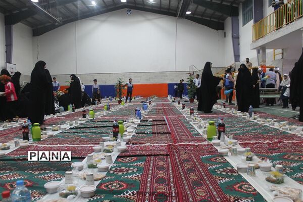 طرح اکرام ایتام در ورزشگاه ثامن الائمه ناحیه ۵ مشهد مقدس