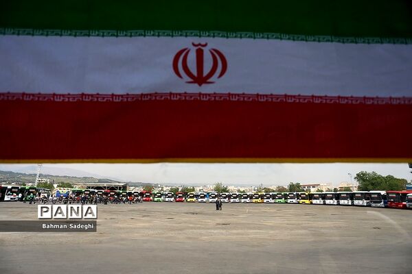 رونمایی از ۴۰ دستگاه اتوبوس شرکت واحد