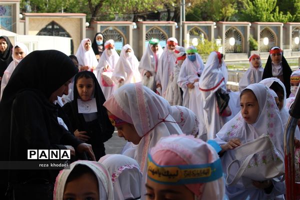 جشن بزرگ  ۱۰ هزار نفری دختران روزه اولی در تبریز -۲