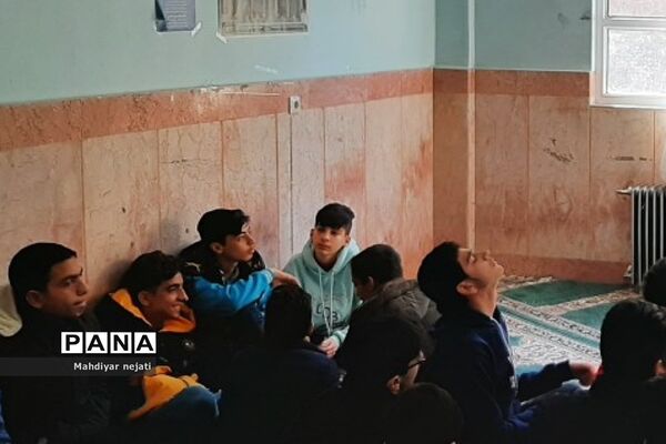 کارگاه آموزشی مهارت‌های زندگی ویژه دانش‌‌آموزان در دبیرستان دارالفنون رودهن