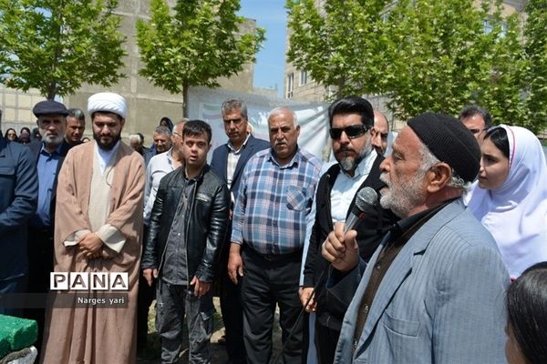 آیین کلنگ‌زنی ساخت 2 مدرسه در حصار زیرک شهریار