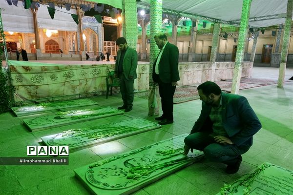 تجدید میثاق روسای سازمان دانش‌آموزی 3 شهر مقدس(مشهد،قم و شیراز) با شهدای دانش‌آموز شاهچراغ (ع)