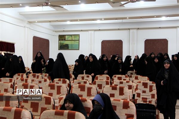 ‌همایش تجلیل از فعالان حوزه قرآن، عترت و نماز ناحیه یک با حضور امام جمعه یزد