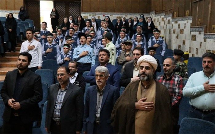 مهارت خواندن نماز صحیح را به سوادآموزان بیاموزیم