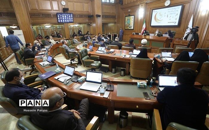 مرور رویدادهای مهم و تاریخی کشور توسط مهدی چمران در جلسه شورا
