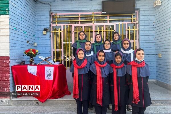 گرامیداشت روز ارتش جمهوری اسلامی ایران در دبستان شهید سجادیان رودهن