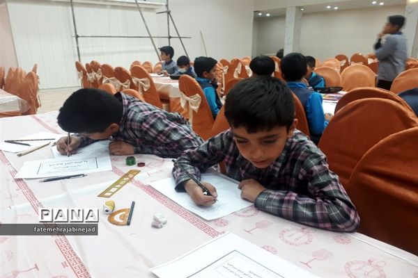 برگزاری جشنواره هنرهای تجسمی ویژه پسران ابرکوهی