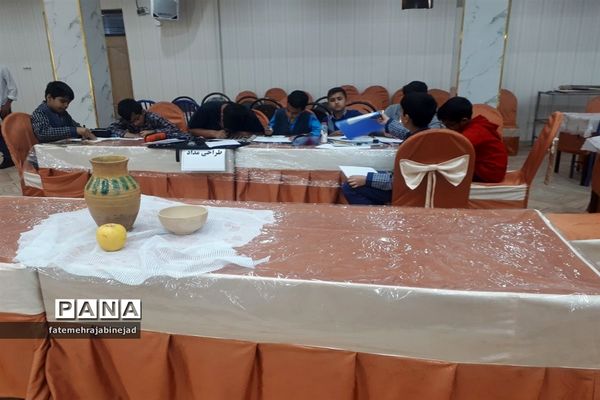 برگزاری جشنواره هنرهای تجسمی ویژه پسران ابرکوهی