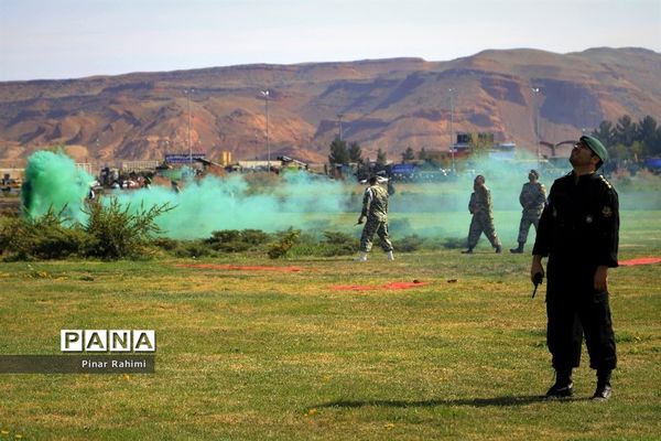 مراسم رژه روز ارتش در تبریز