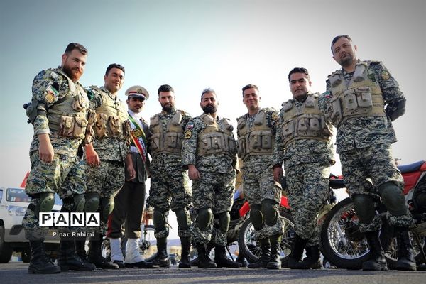 مراسم رژه روز ارتش در تبریز