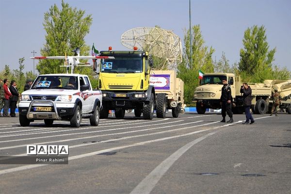 مراسم رژه روز ارتش در تبریز