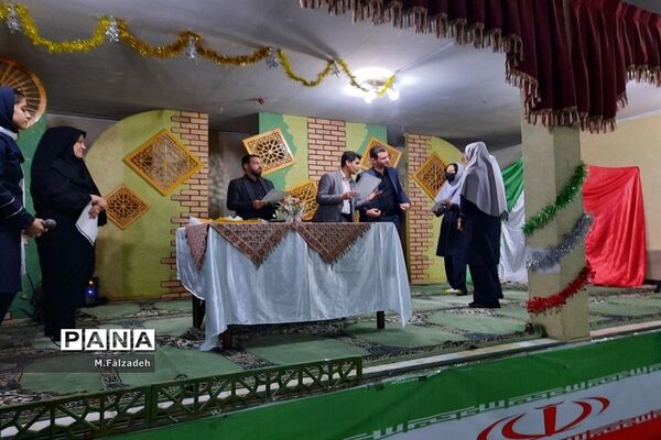 ضیافت افطاری در مدرسه علامه مجلسی