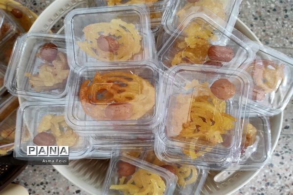 مراسم افطاری در دبیرستان شرف ناحیه 4 مشهد مقدس