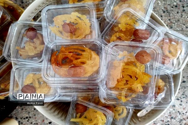 مراسم افطاری در دبیرستان شرف ناحیه 4 مشهد مقدس