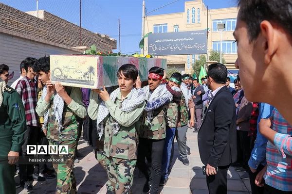 میزبانی باشکوه مدارس شهرستان میبد از شهید گمنام