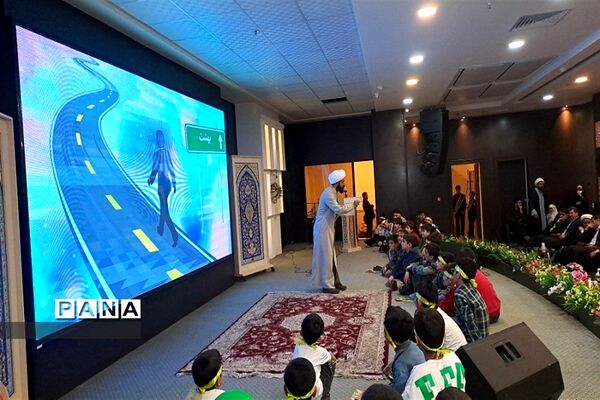 جشن بزرگ دانش‌آموزان روزه اولی در امامزاده طاهر(ع) کرج
