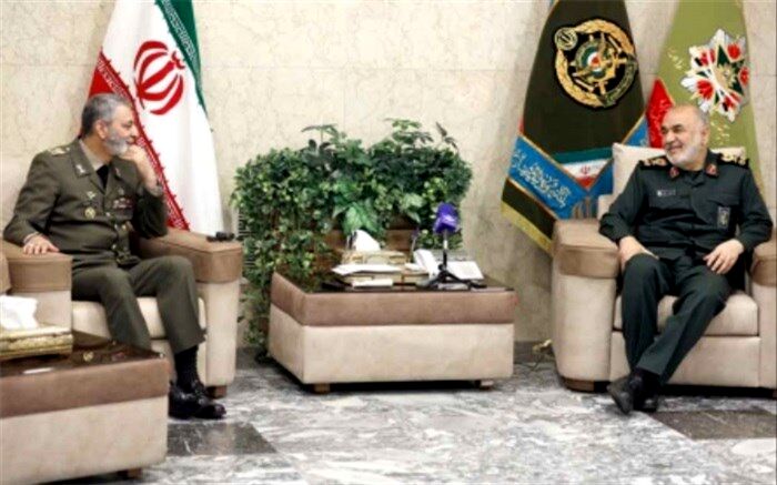 سردار سلامی: ارتش ایران نوین و مجهز است