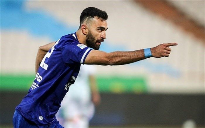 چرا دربی‌بازترین بازیکن استقلال مقابل پرسپولیس نیمکت‌نشین شد