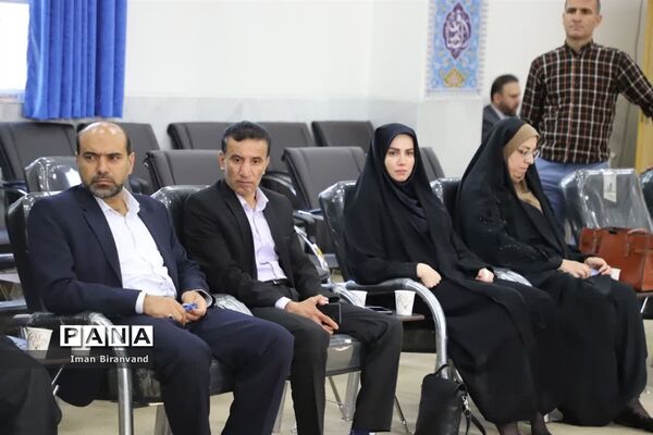دیدار وزیر علوم، تحقیقات و فناوری با نماینده ولی فقیه در استان