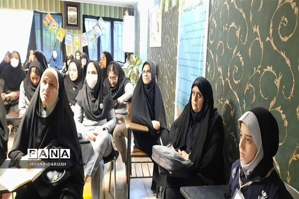 برگزاری گارگاه مهربان ترین پدر در ناحیه ۷مشهد
