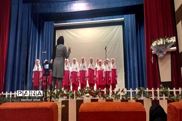 برگزاری مسابقات سرود، تئاتر و عروسک‌گردانی جشنواره فرهنگی و هنری در منطقه ۱۴