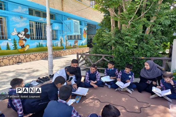 محفل انس با قرآن دبستان پسرانه سیدالشهدا ناحیه یک