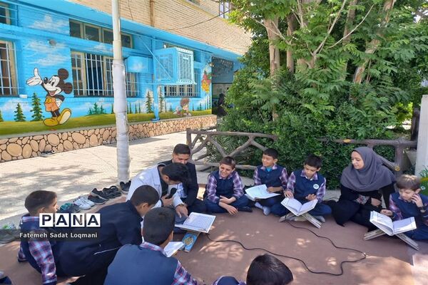 محفل انس با قرآن دبستان پسرانه سیدالشهدا ناحیه یک