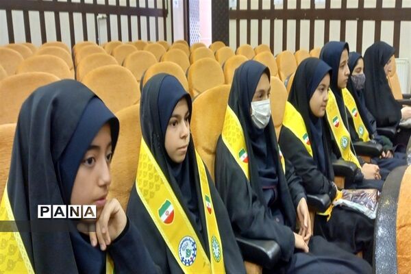 برگزاری همایش رهبران جوان سازمان دانش‌آموزی ناحیه ۳ کرج