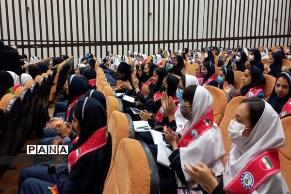 برگزاری همایش رهبران جوان سازمان دانش‌آموزی ناحیه ۳ کرج