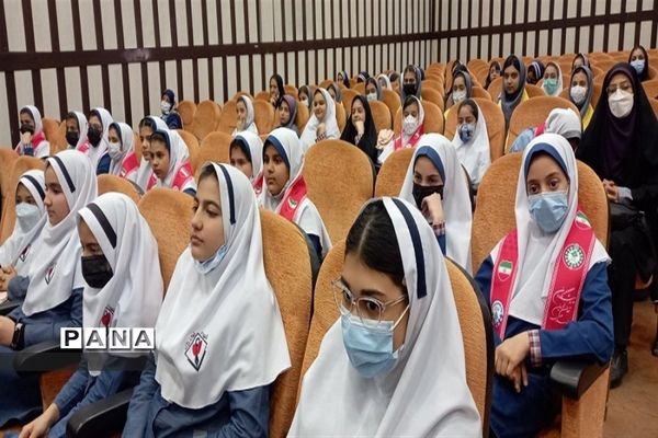 برگزاری همایش رهبران جوان سازمان دانش‌آموزی ناحیه ۳ کرج