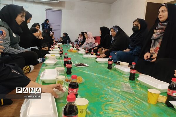 دورهمی دانش‌آموز خبرنگاران پانا فارس و ضیافت افطار