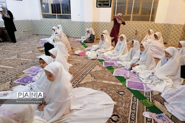 ضیافت افطاری در دبستان عفت ابرکوه