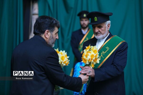 آیین تجلیل از خادمان کشوری جشن‌های نیمه شعبان در مسجد جمکران